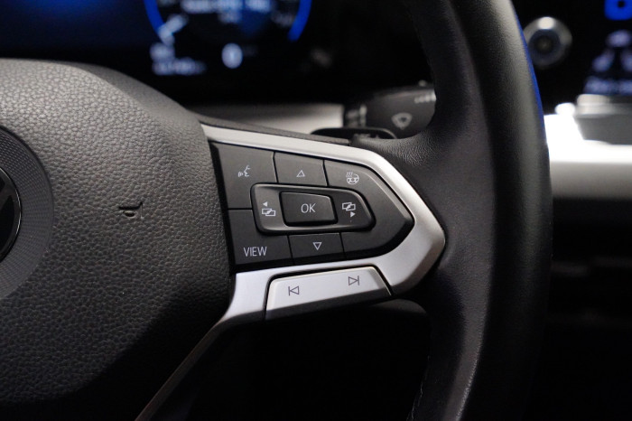 Volkswagen Golf 1.0 TSI 81 kW DSG Life na operativní leasing