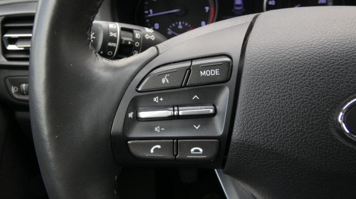 Hyundai i30 Kombi 1.5 T-GDI mHEV Smart na operativní leasing