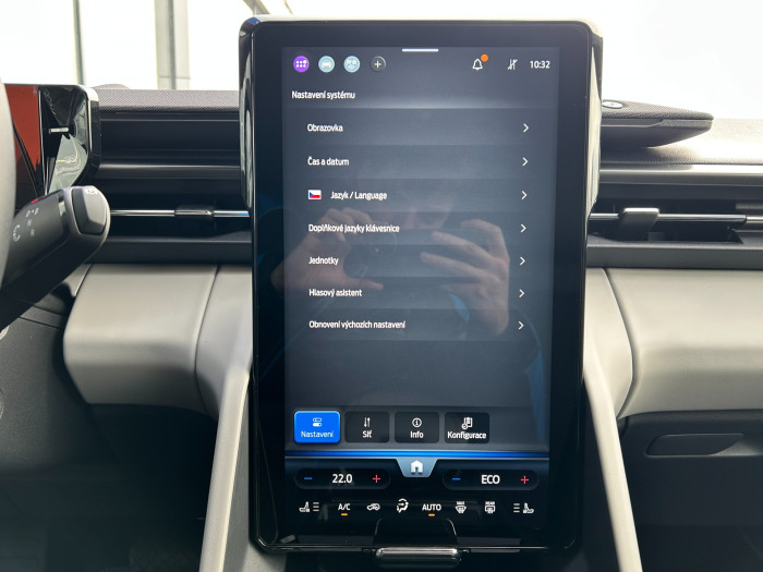 52 kWh dojezd (125 kW/170 k) na operativní leasing