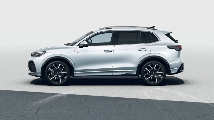 Volkswagen Tiguan R-Line People 7DSG 4M 2,0TSI / 150kW na operativní leasing