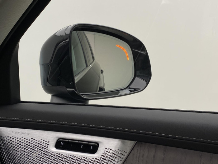 Volvo XC90 T8 AWD Plug-in BRIGHT PLUS 7m na operativní leasing