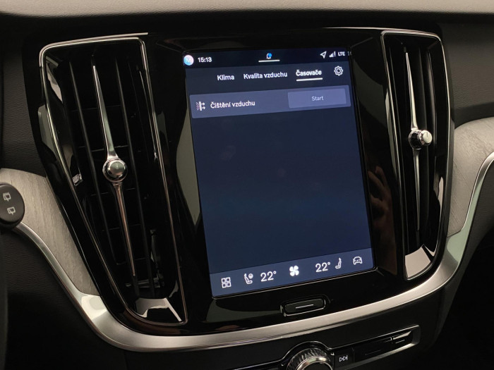 Volvo V60 B4 AUT BRIGHT PLUS na operativní leasing