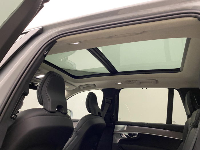 Volvo XC90 T8 AWD Plug-in BRIGHT ULTRA na operativní leasing