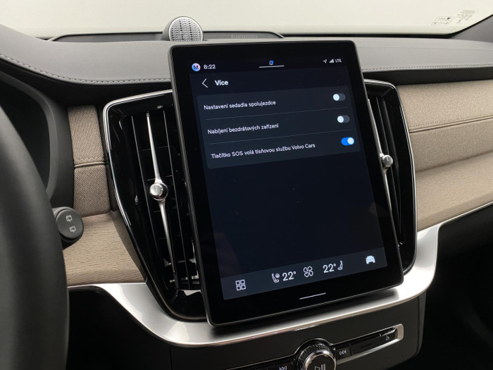 Volvo XC90 T8 AWD Plug-in BRIGHT PLUS 7m na operativní leasing
