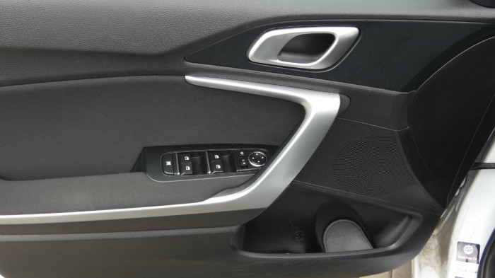 Kia Ceed 1.6 CRDi Comfort SW na operativní leasing