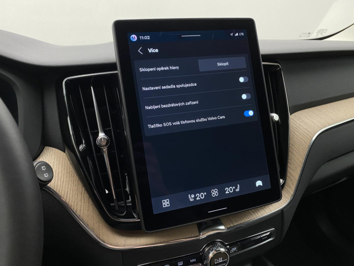 Volvo XC60 B5 AWD AUT BRIGHT PLUS na operativní leasing