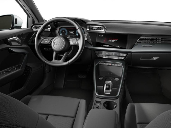 Audi A3 Spb. 35 TFSI 110 kW ST7 na operativní leasing