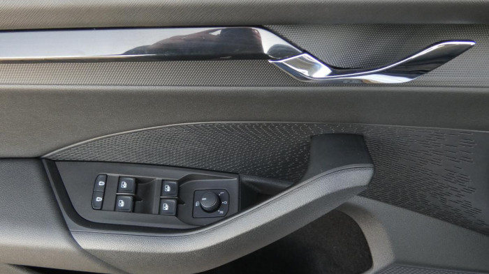 Škoda Octavia 2,0 TDI  Ambition DSG na operativní leasing