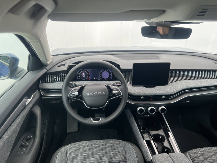 Škoda Superb Combi Selection 7DSG 2,0TDI / 110kW na operativní leasing