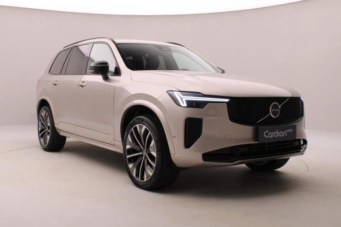 Volvo XC90 B5 AWD AUT DARK PLUS na operativní leasing