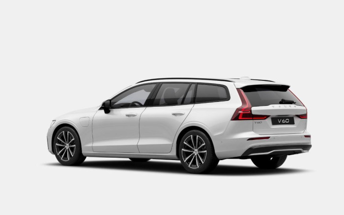 Volvo V60 T6 AWD Plug-in DARK PLUS na operativní leasing