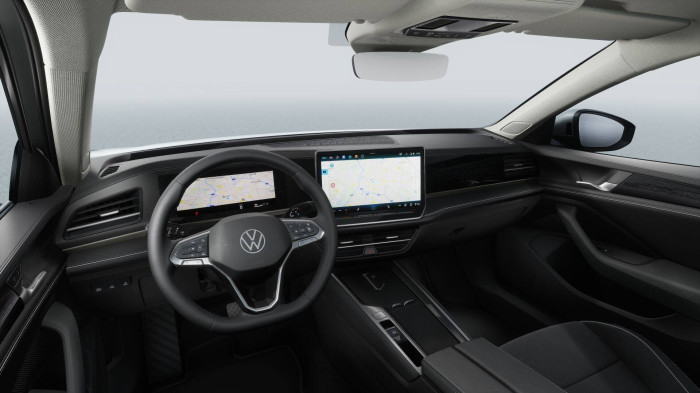 Volkswagen Passat Elegance 2,0 TSI 150kW 7DSG na operativní leasing