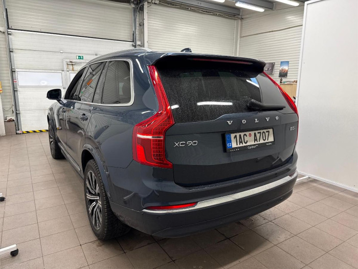 Volvo XC90 B5 AWD Plus Bright 7 míst na operativní leasing