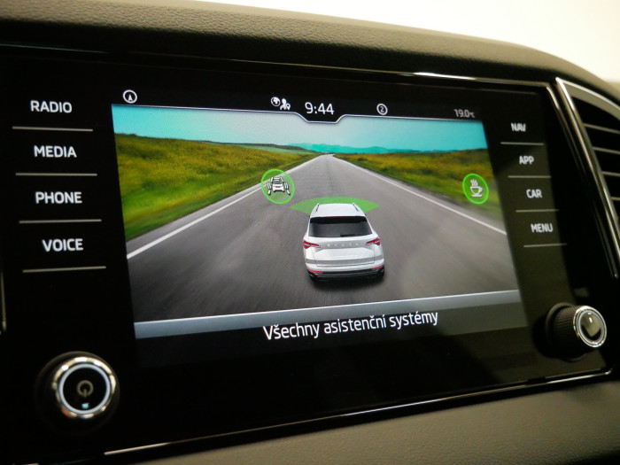 Škoda Karoq 2.0 TDI 85 kW DSG  Ambition na operativní leasing