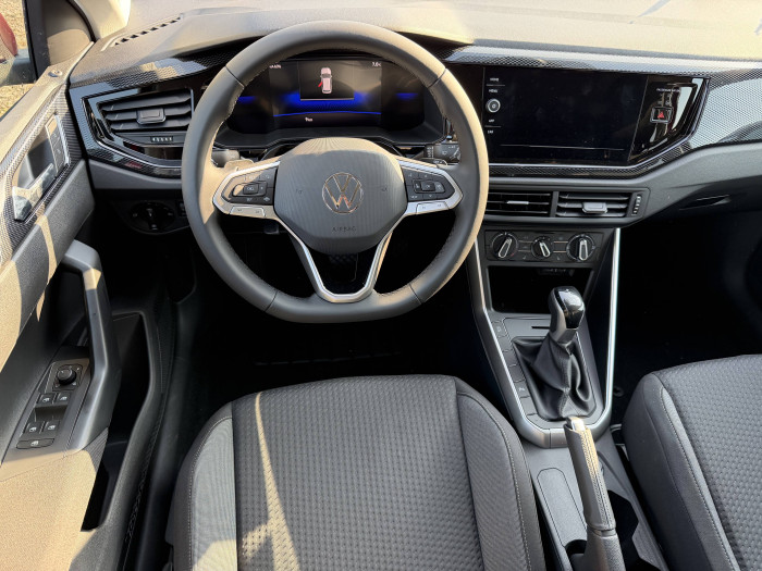 Volkswagen Polo People 7DSG 1,0TSI / 70kW na operativní leasing