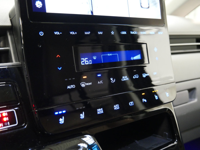 Hyundai Staria 2.2 CRDI 130kW DCT AWD Premium na operativní leasing