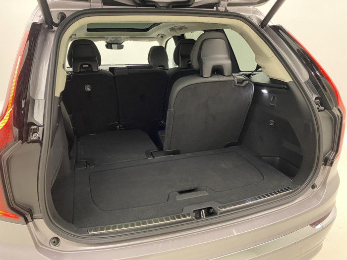 Volvo XC90 T8 AWD Plug-in BRIGHT ULTRA na operativní leasing