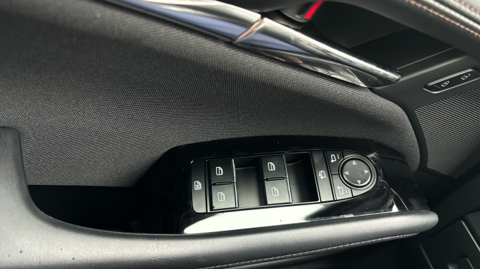 Mazda 3 G140 2.5 Centre-Line AT na operativní leasing