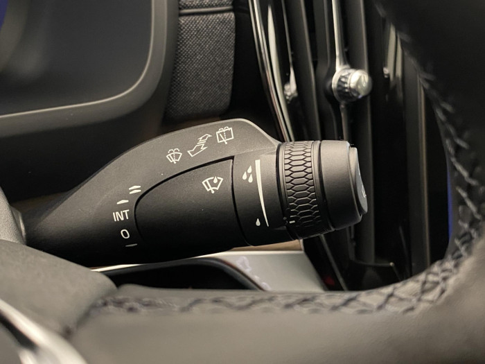 Volvo XC90 B5 AWD AUT BRIGHT PLUS na operativní leasing