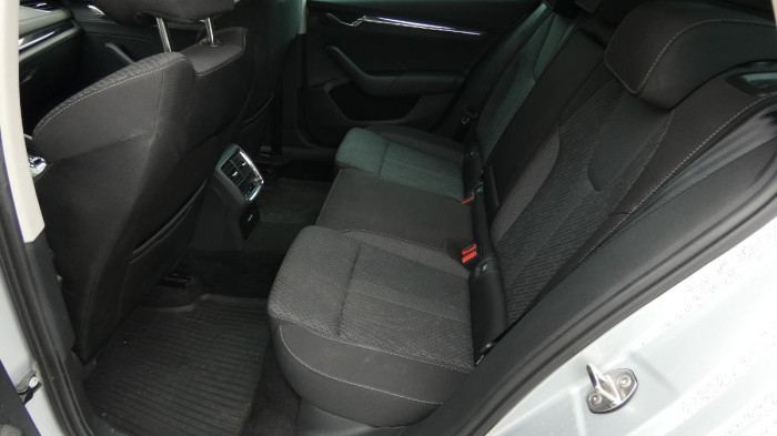 Škoda Octavia 2,0 TDI 85kW Fresh na operativní leasing