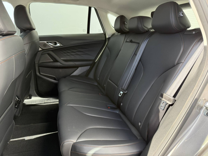 MG HS EXCLUSIVE HEV 1,5TGI / 165kW na operativní leasing