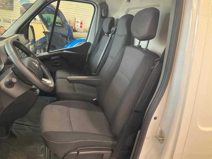 Renault Master 2.0 Blue dCi L3H2P3 Extra na operativní leasing