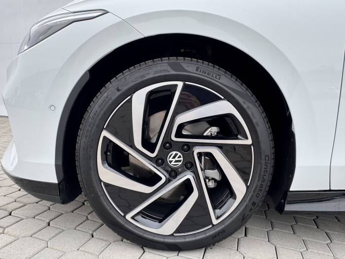 Volkswagen ID.7 Tourer Pro S People / 210kW na operativní leasing