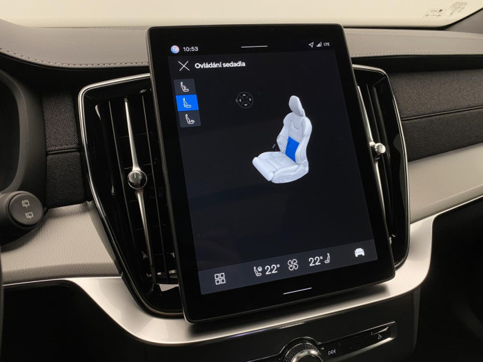 Volvo XC90 B5 AWD BLACK EDITION PLUS 7 na operativní leasing