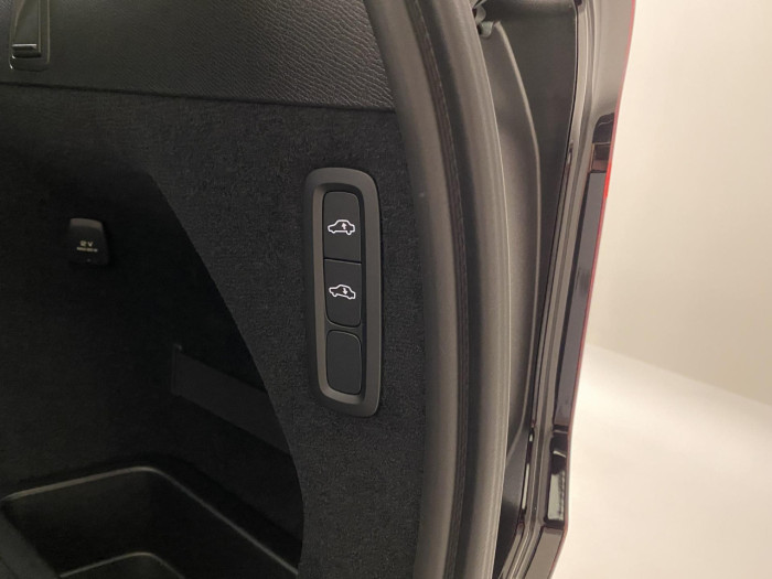 Volvo XC90 B5 AWD AUT BRIGHT PLUS 7míst na operativní leasing