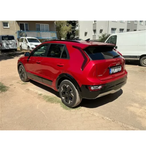 Kia e-Niro 64,8kWh Style PRO AT 5d na operativní leasing