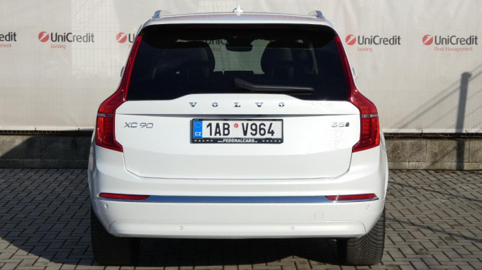 Volvo XC90 B5 AWD Plus Bright 7 míst na operativní leasing