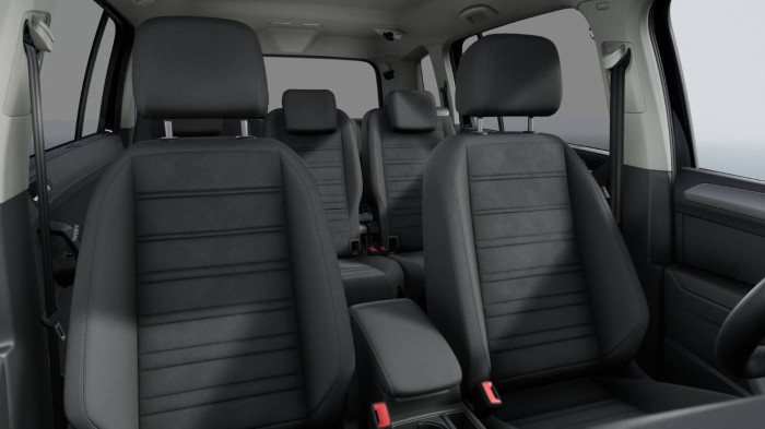 Volkswagen Touran People 7DSG 1,5TSI / 110kW na operativní leasing