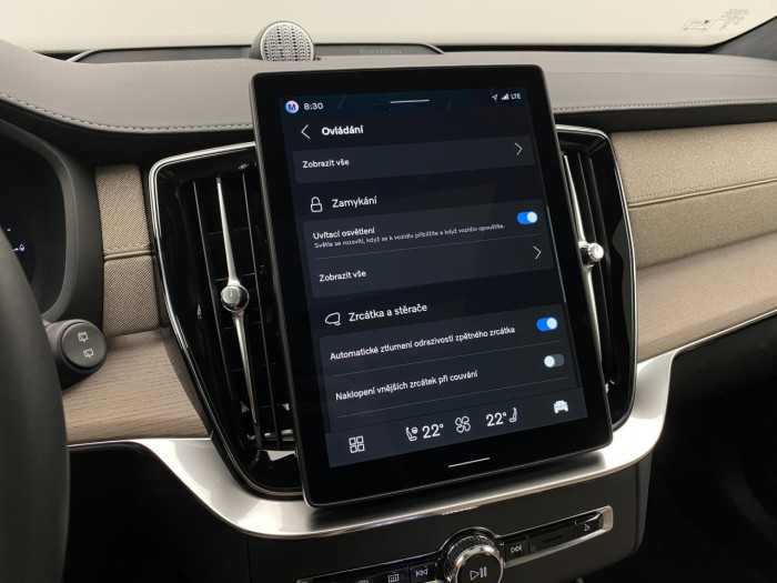 Volvo XC90 T8 AWD Plug-in BRIGHT ULTRA na operativní leasing