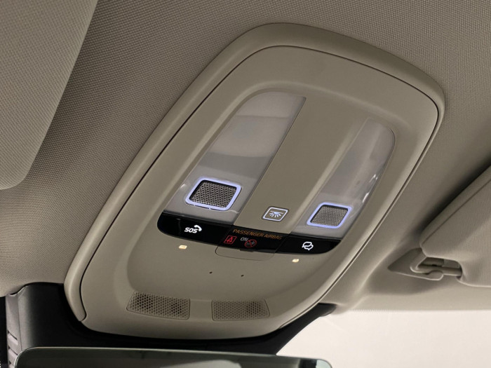 Volvo XC90 T8 AWD Plug-in BRIGHT PLUS 7m na operativní leasing