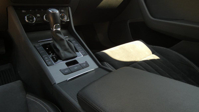 Škoda Superb Combi 1.5 TSI DSG Style na operativní leasing