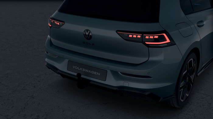 Volkswagen Golf R-Line People 1,5 TSI 110 kW 6G na operativní leasing