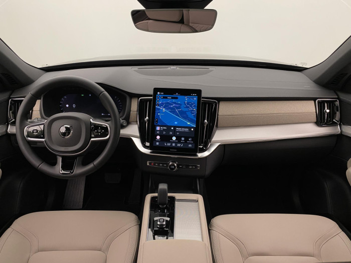 Volvo XC90 B5 AWD AUT CORE 7míst na operativní leasing