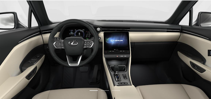 Lexus LBX ELEGANT TECH 1,5 na operativní leasing