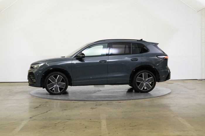 Volkswagen Tiguan 2.0 TSI 150 kW DSG 4x4 R-Line na operativní leasing