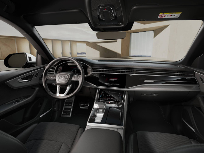 Audi Q8 SUV 50 Quattro 8TT 3,0TDI / 210kW na operativní leasing