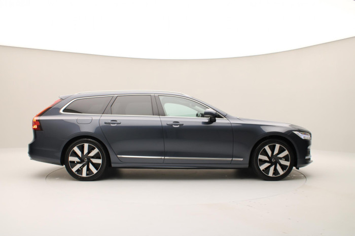 Volvo V90 T6 AWD Plug-in BRIGHT PLUS na operativní leasing