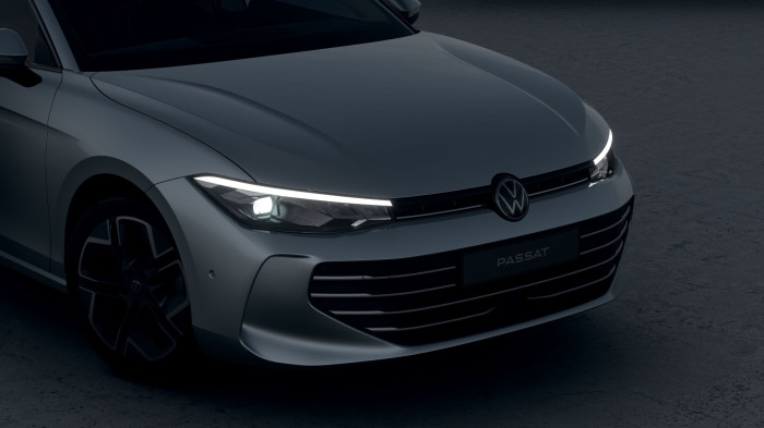 Volkswagen Passat Business 1,5 eTSI 110 kW mHEV na operativní leasing