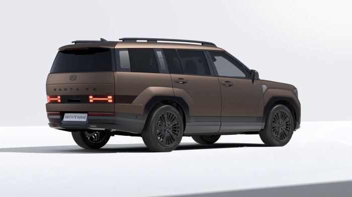 Hyundai Santa Fe Hybrid Style Premium 1.6 T-GDI Hybrid 176kW 6A 4×4 na operativní leasing