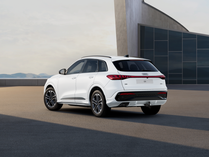 Audi Q5 TDI quattro 150 kW na operativní leasing