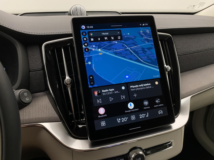 Volvo XC90 T8 AWD Plug-in BRIGHT PLUS 7m na operativní leasing