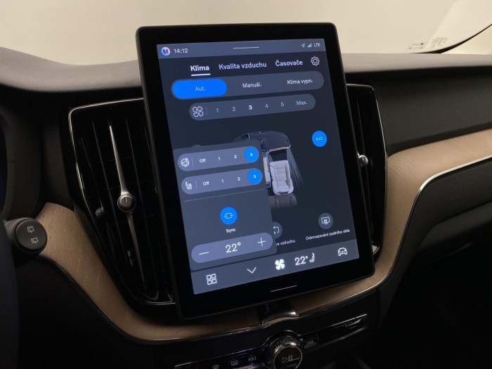 Volvo XC60 T6 AWD AUT BRIGHT PLUS na operativní leasing