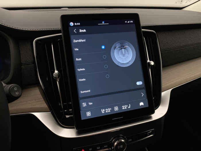 Volvo XC90 T8 AWD Plug-in BRIGHT PLUS 7m na operativní leasing