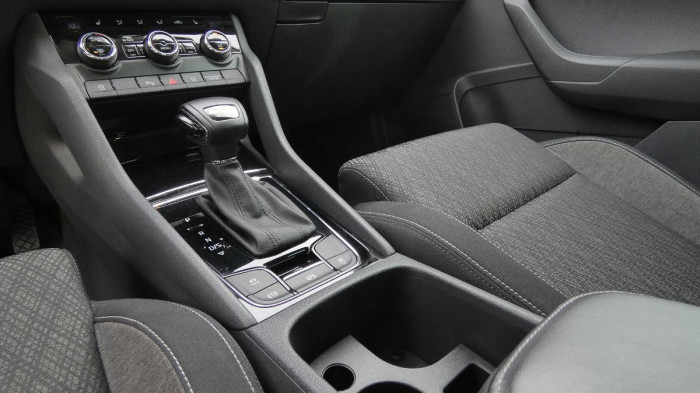 Škoda Karoq 1,5 TSI DSG Style na operativní leasing