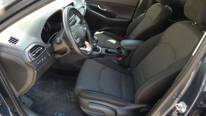 Hyundai i30 1.0 T-GDI Start Plus kombi na operativní leasing