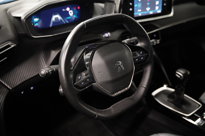 Peugeot 208 1.2 PureTech 74 kW na operativní leasing